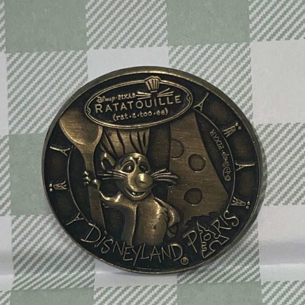 Disneyland Paris Ratatouille Collectible Pin - Picture 3 of 6